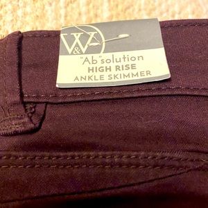 Wit & Wisdom burgundy Ab solution high rise ankle skimmer size 6P